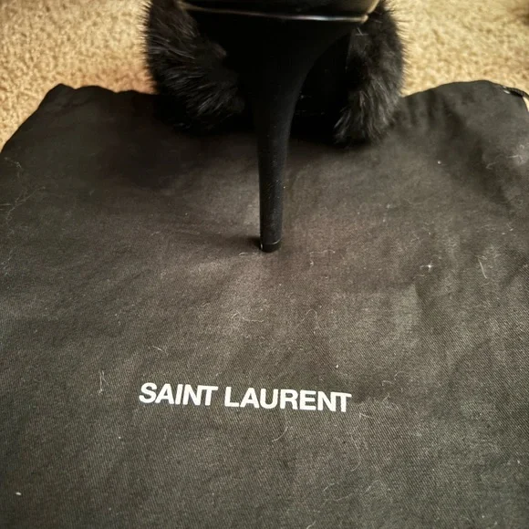 Saint Laurent Luxe Black Fur Sandals - Picture 8 of 11